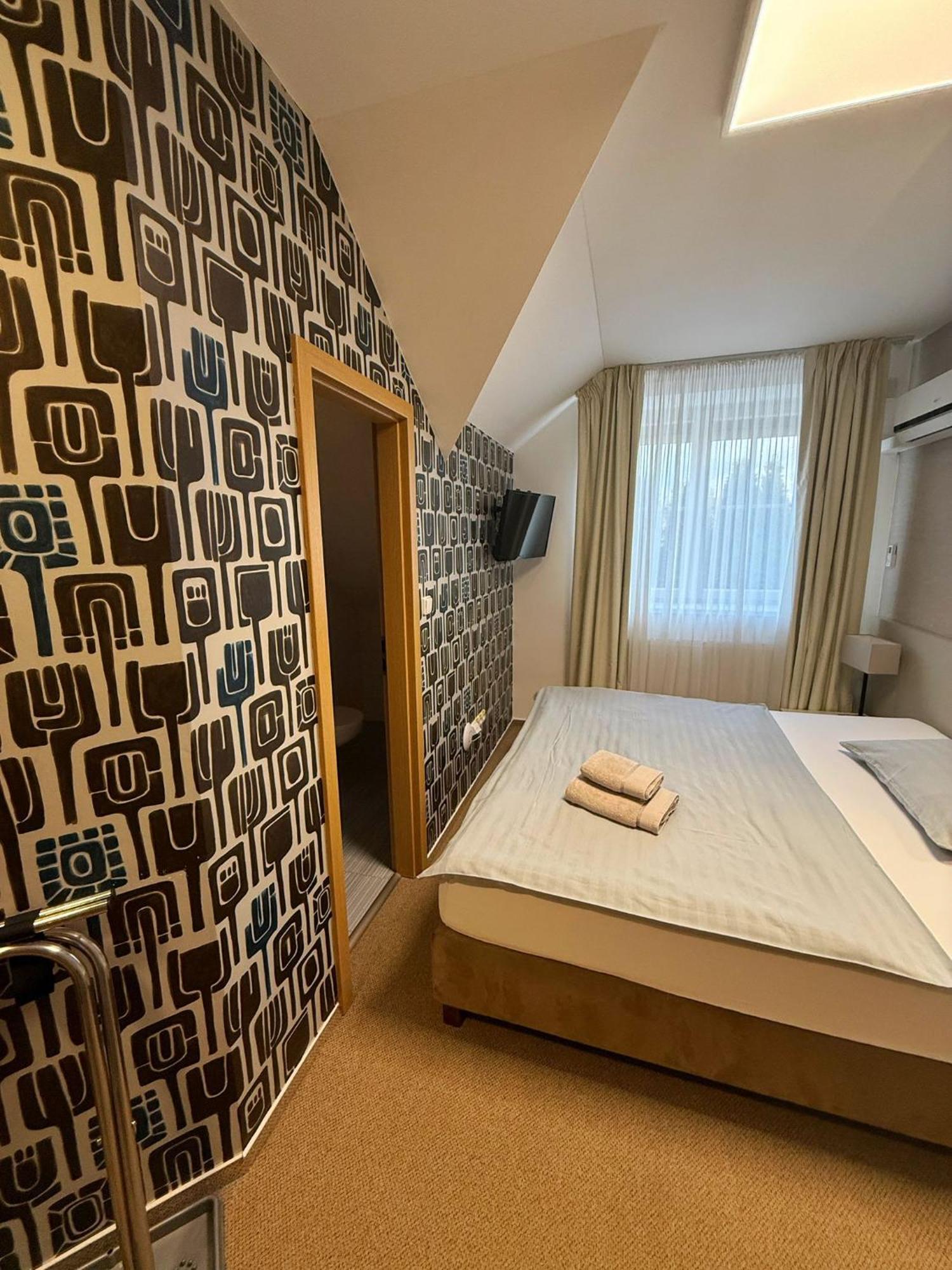 Guest house Solid *